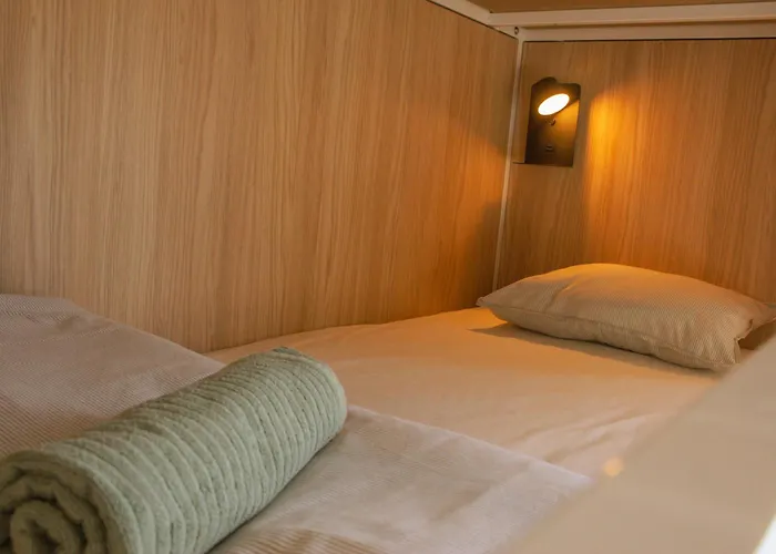 Хостел The Lighthouse *