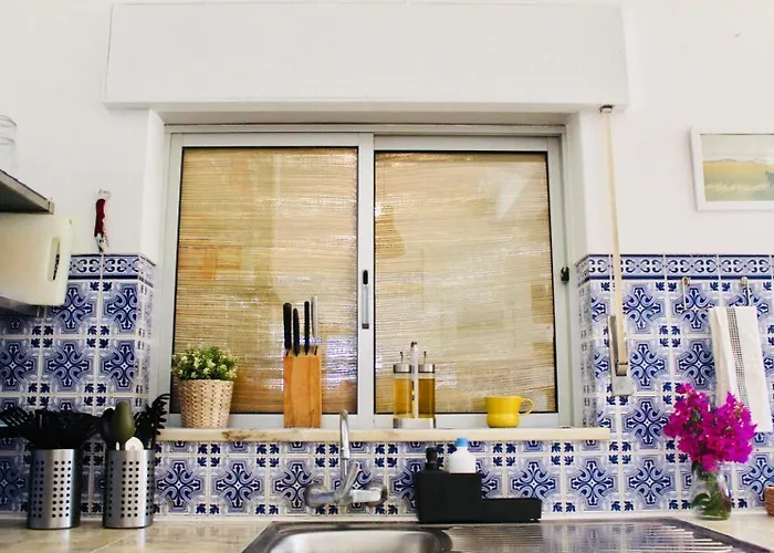 Хостел The Lighthouse *